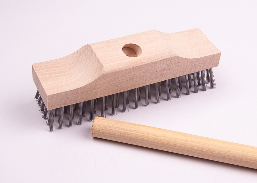 Short Wire Broom 5
