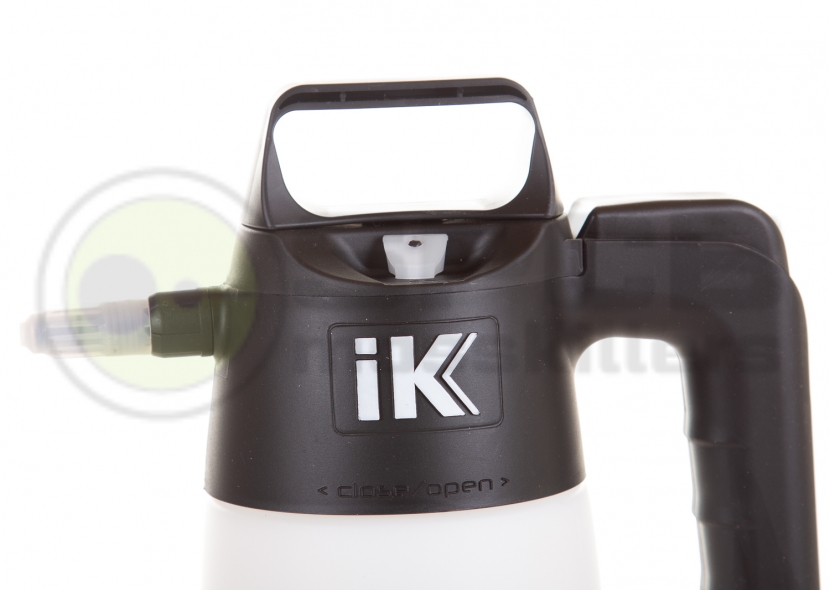 Iksprayerhand2 1